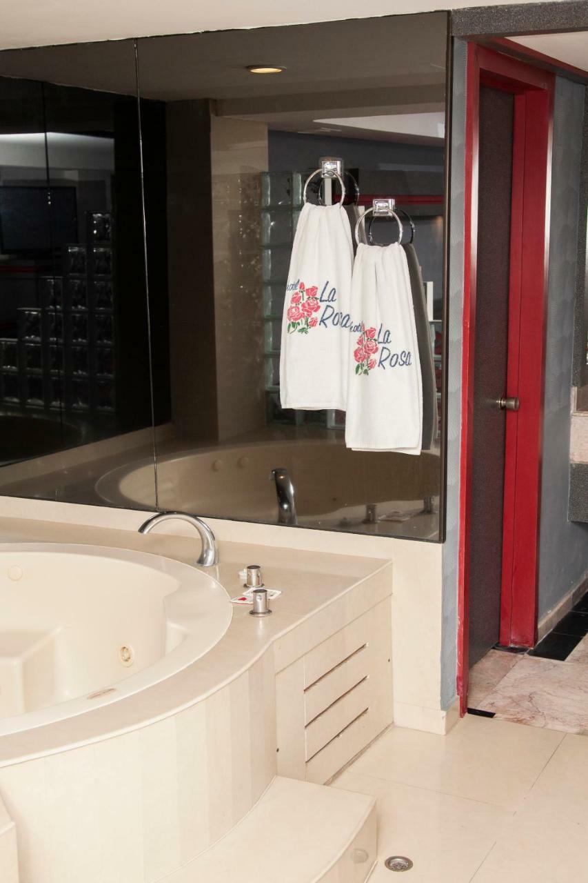 Hotel La Rosa - Solo Adultos Meksika Dış mekan fotoğraf